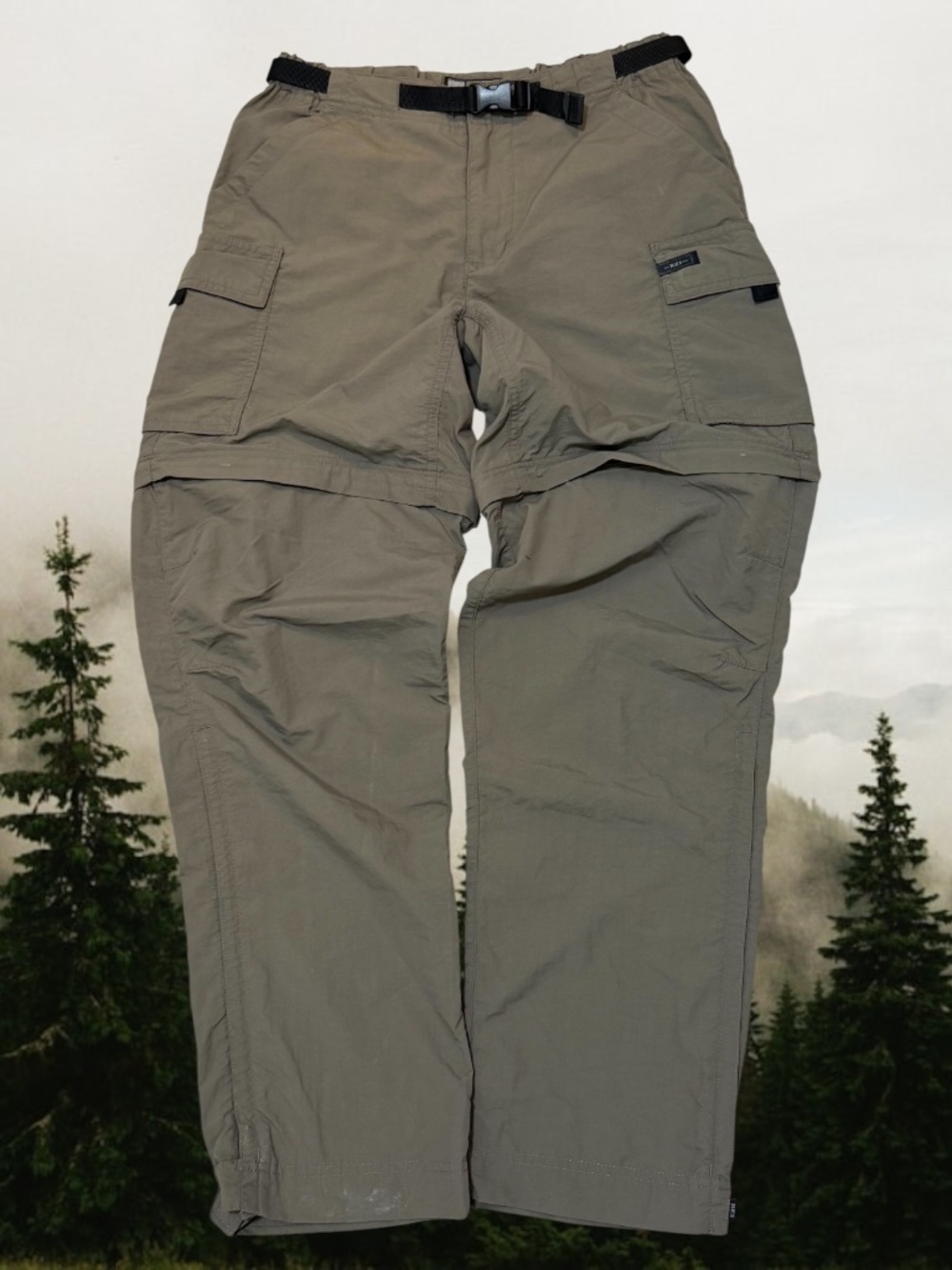 REI Convertible Cargo Hiking Pants. Belt UPF 50+. Size 4 Deep OD Green. EUC